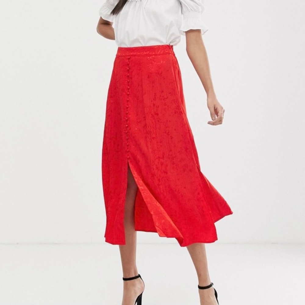 Stunning Tall Midi Skirt